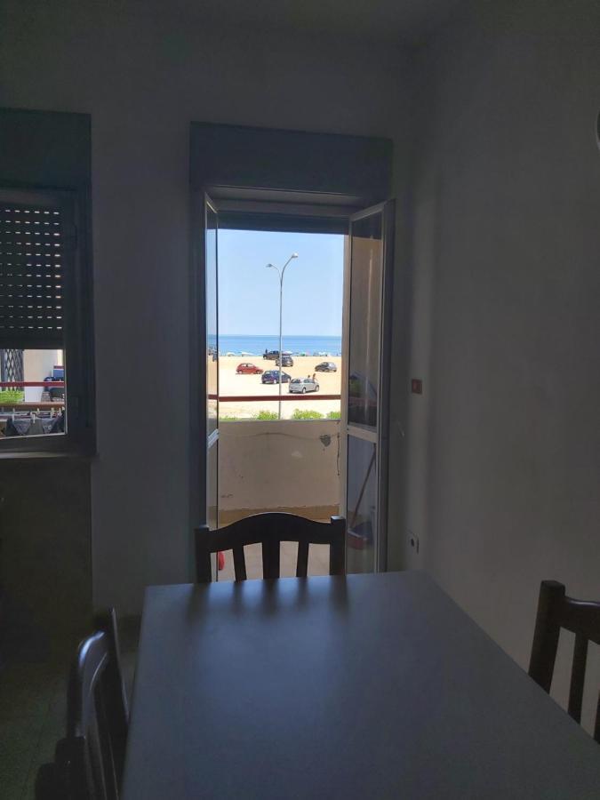 Emilu A Mare Leilighet Marina di Schiavonea Eksteriør bilde